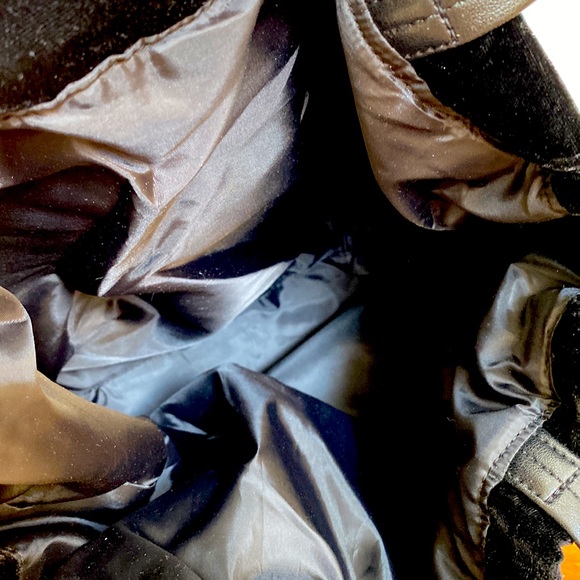 HOST PICK VICTORIA SECRET VELVET Handbag or Tote - Picture 8 of 11